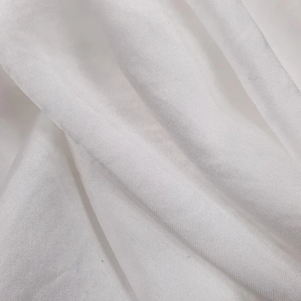 HAMMERED SATIN IVORY WHITE M95