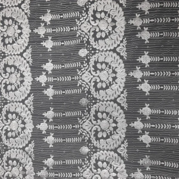 131323-2.webp EMBROIDERED MESH FERN DESIGN OFF-WHITE