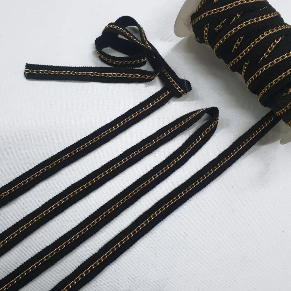 APC-A13849-G-1.webp CHAIN ON BLACK BRAID GOLD LARGE