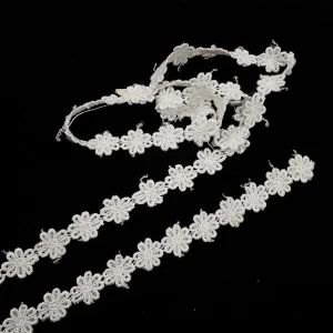 DAISY BRAID CREAM