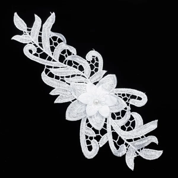FANCY LACE TRIM MOTIFF WHITE