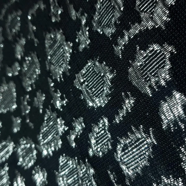 BROCADE PARIS 3D LEOPARD SILV ON BLK