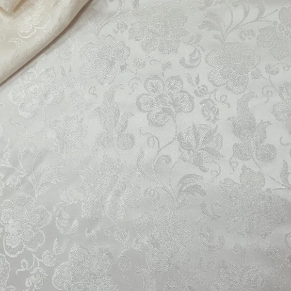 BROCADE PUFF EMBOSSING IVORY4 MED FLORAL