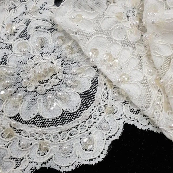 BRIDAL TRIM BEADED LACE WITH SCALLOP(3)