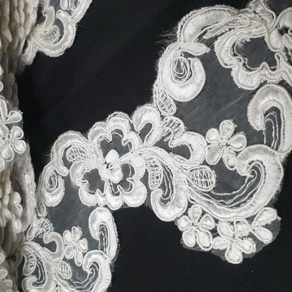 BRIDAL LACE TRIM WHITE