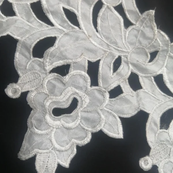 BTLC-WHT-2.webp BRIDAL TRIM LASER CUT WHITE