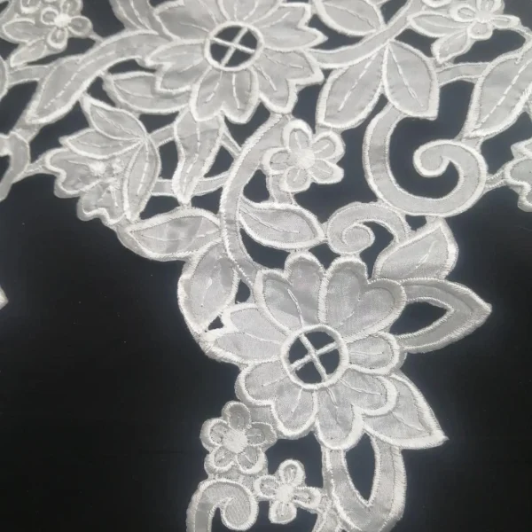 BTLC3-WHT-1.webp BRIDAL TRIM LASER 5CM WIDE