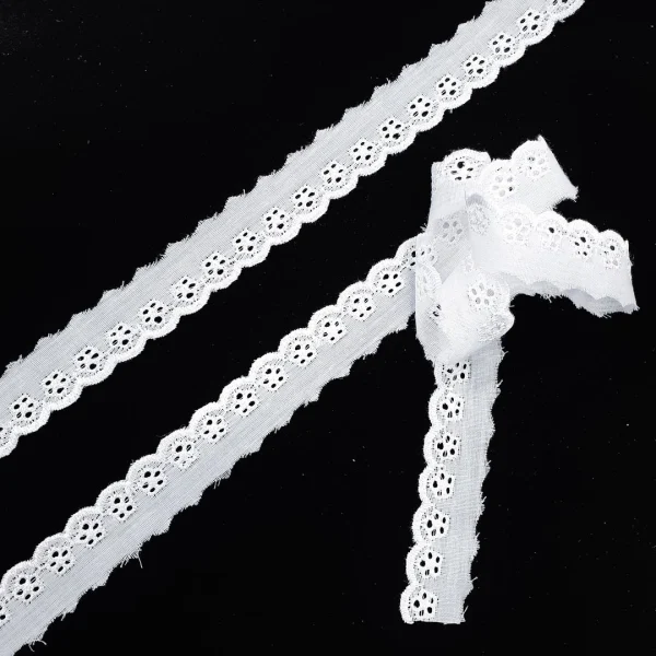 CAMRIC LACE WHT DES1337