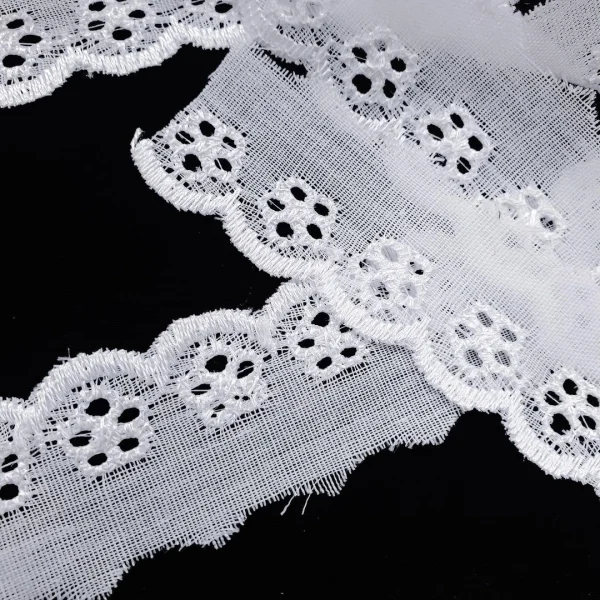 CAMRIC LACE WHT DES1337