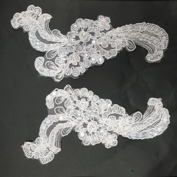 COLLAR BEADED ORGANZA