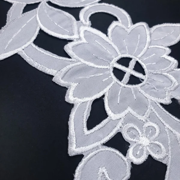 COLLAR LASER CUT SATIN WITH EMBROIDERY(B-7841-BP)