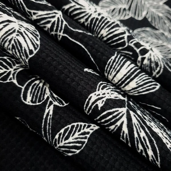 CRPPMLG-MFLO.B-3.webp CREPE PRINTED MELANGE MULTI FLORAL BLACK