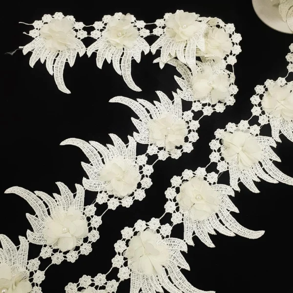 FL23-34-CRM-1.webp FANCY LACE TRIM CREAM