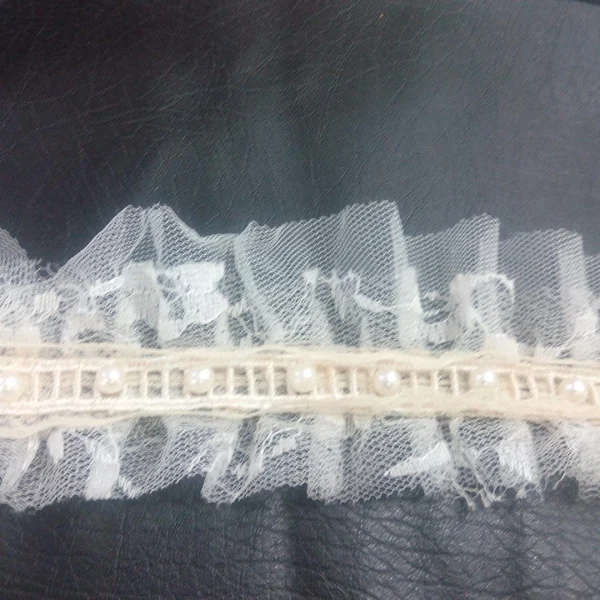 LACE RUFFLED BEADED-CRM