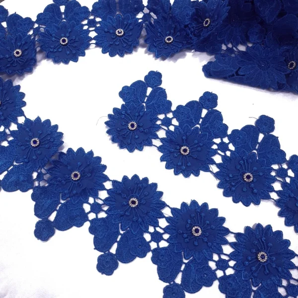 FANCY TRIM 3D DAISY DIAMANTE ROYAL