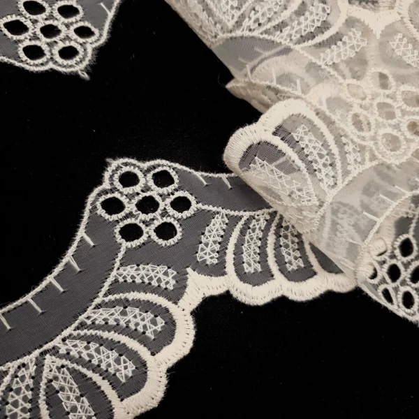 LASER CUT ORGANZA TRIM WITH EMBR (6CM)WIDE