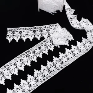 GUIPURE LACE WHT