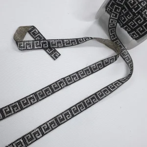 IRON ON TRIM  DIAMANTE BLK SLV