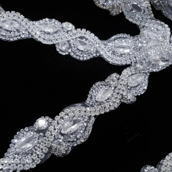 IRON ON TRIM CRYSTAL RHINESTONE SILVER