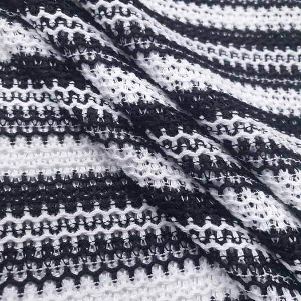 KNITTED CROCHET-MISSONI SMALL STRIPE BLACK n WHITE