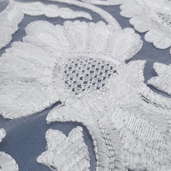 LACEBFL1-IVRY-3.webp LACE(BFLO)-CORDED IVORY