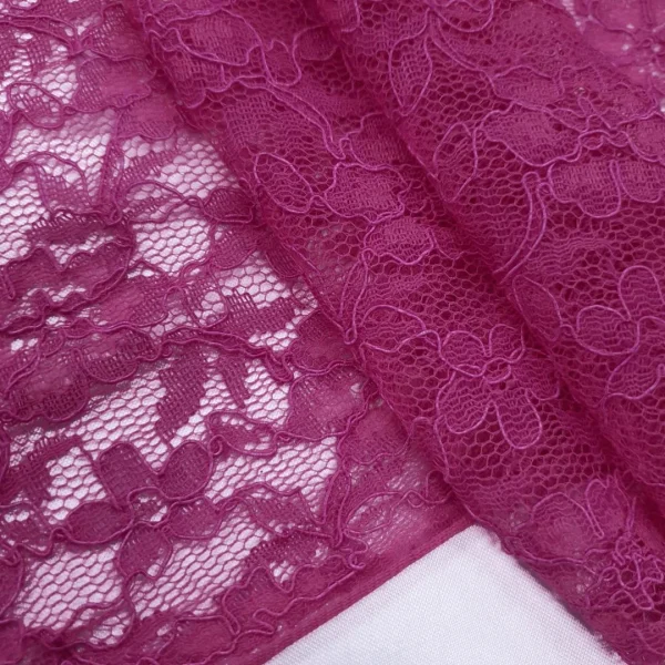 LACE CORDED CER