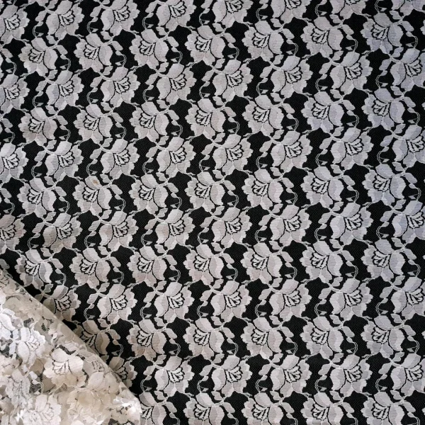 LACE CORDED CREAM2