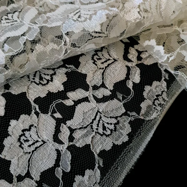 LACE CORDED CREAM2