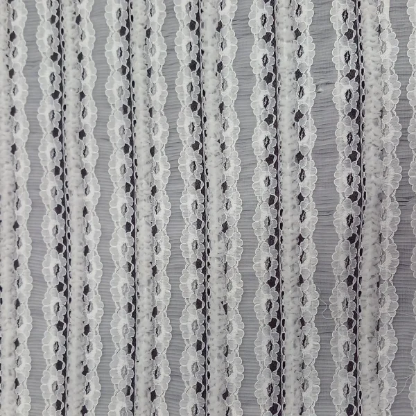 LACECORD-IVRY-1.webp LACE CORDION-STRIPE IVORY