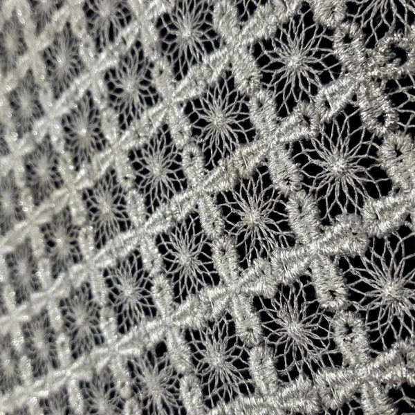 LACE GUIPURE  BLOCKS SILVER