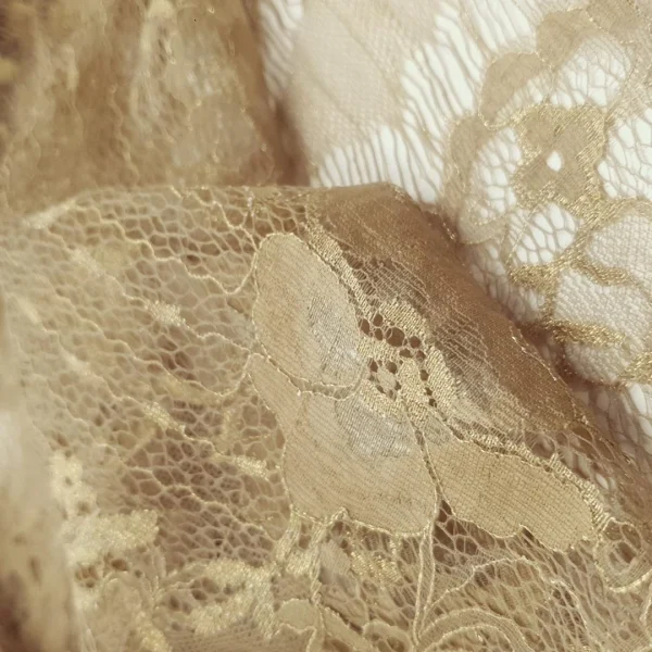 LACE  METALIC FLORAL GOLD