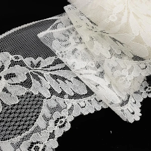 NYLON LACE ROSE