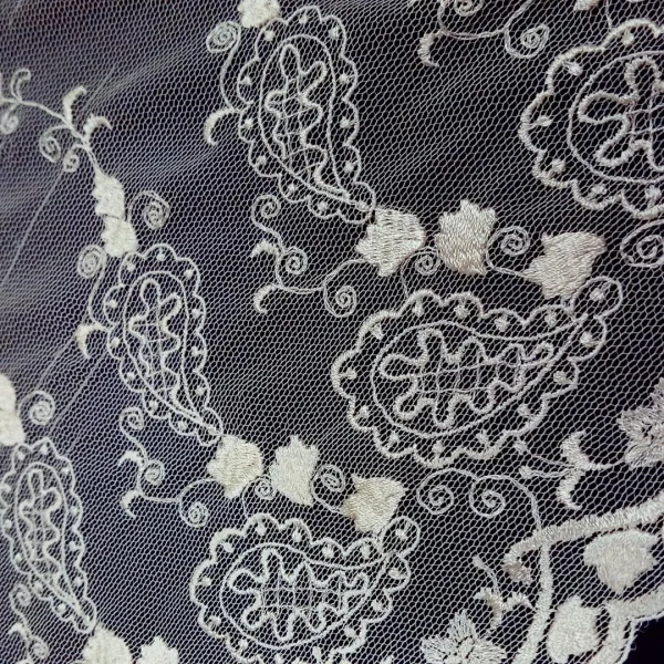 MESHBCD-CRM-2.webp MESH BORDER-CORDED PAIS.CREAM
