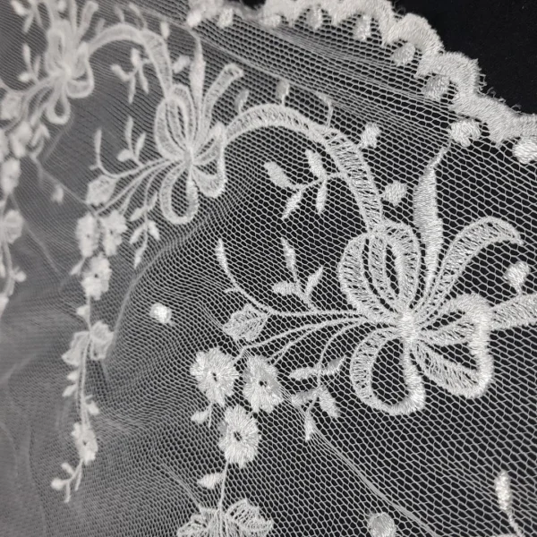 MESH BORDER-CORDED RIBB IVORY