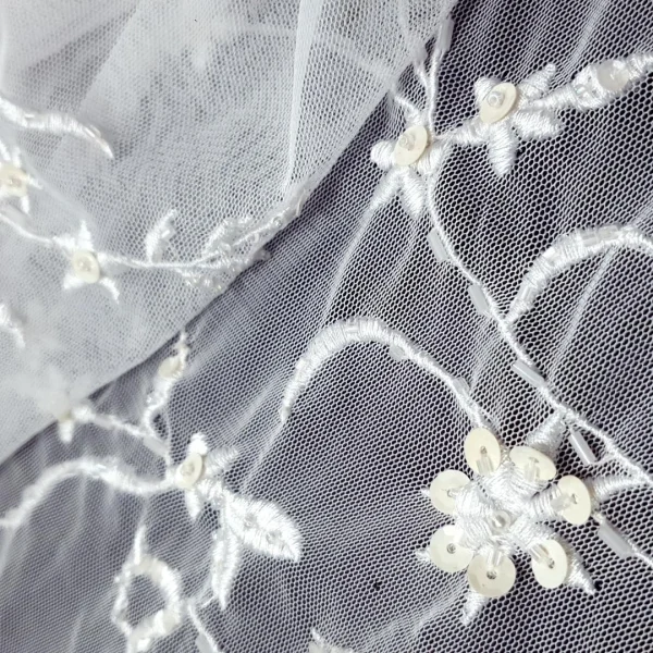 MESH CORDED WITH BEADS  FLORAL WHITE