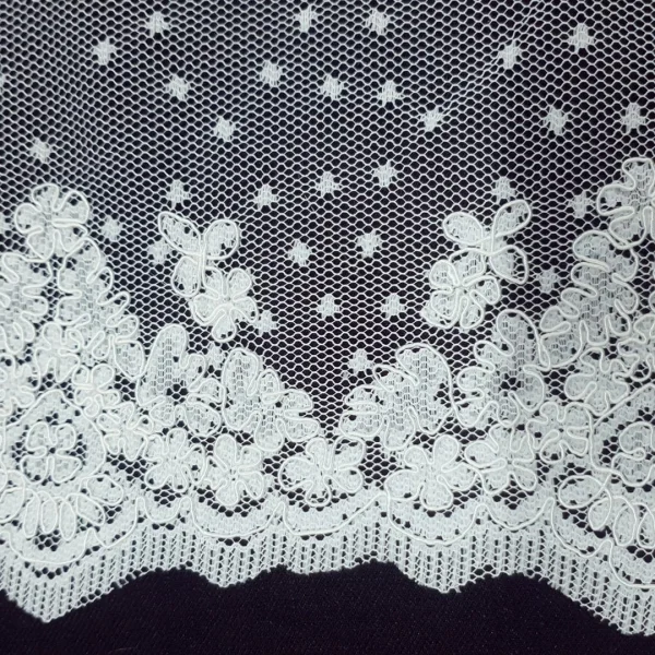 MESH DOTS WITH BORDER CORD WHITE