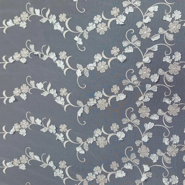 MESH FRINGE 3D DAISY IVORY