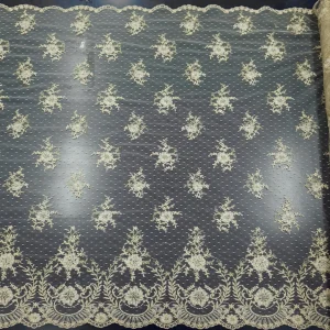 MESH LACE WITH RIBBON SQUARE EMBROIDERY BEIGE