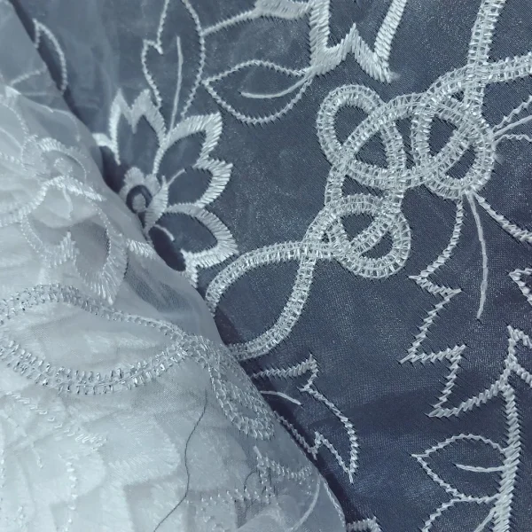 ORGANZA BORDER CORDED WHITE SILVER LUREX