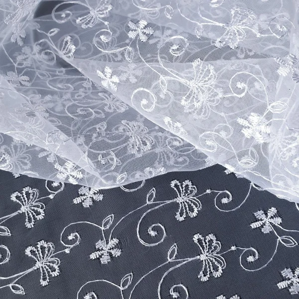 ORGANZA SMALL FLORAL EMBROIDERY WHITE