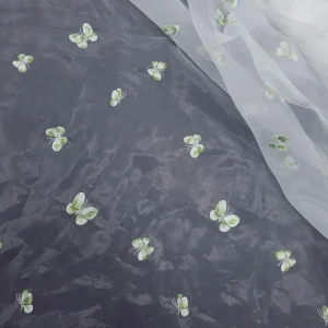 EMBROIDERED (TUFTED) ORGANZA BUTTERFLY