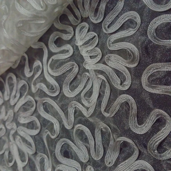 ORGANZA WITH RIBBON EMBOSSING CREAM