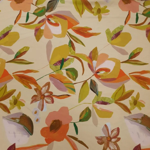 RAYON CHALLIS PRINTED CAMENGO FLORAL APRICOT