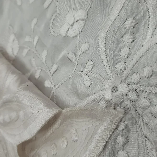SATBE-CRM1-3.webp SATIN BORDER EMBROIDERY CREAM(1)