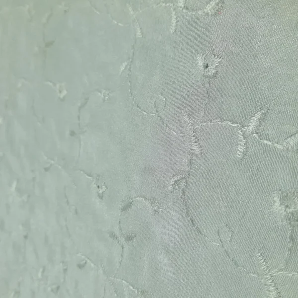 SATIN-BACKED CREPE IWTH EMBOSSED DETAIL WHITE