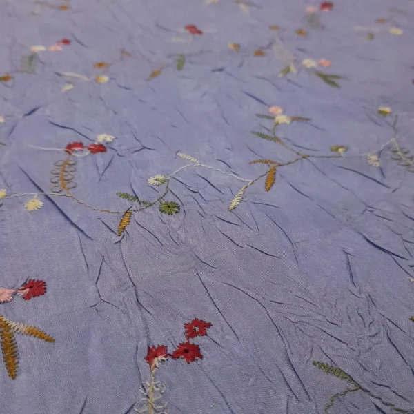 TAFETTA CRUSHED WITH EMBROIDERY DETAIL