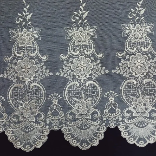 TULLE BORDER-CORDED  MILK