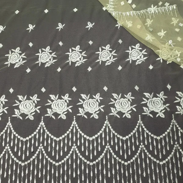 TULLE BORDER LUREX EMBROIDERY ON BUTTER CUP