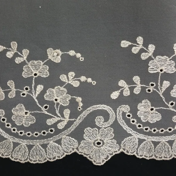 TULLE BORDER HEAVY CORD CREAM(1)