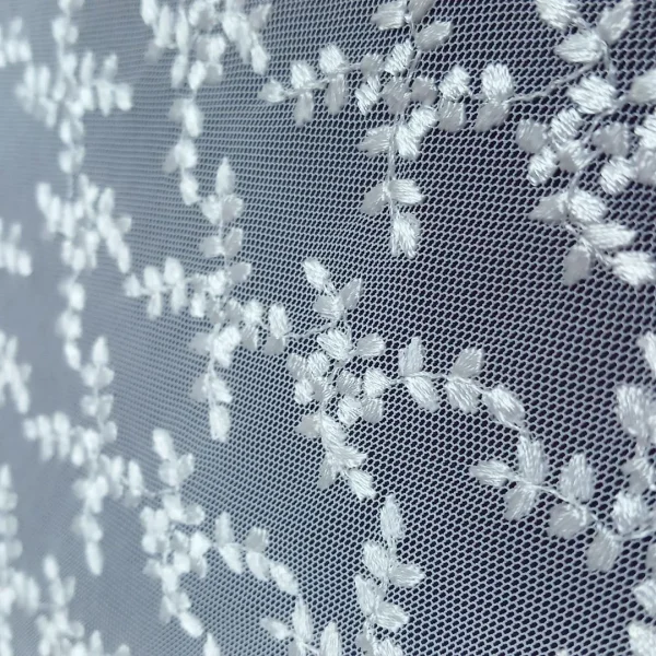 EMBROIDERED TULLE LACE SMALL FLORAL WHITE